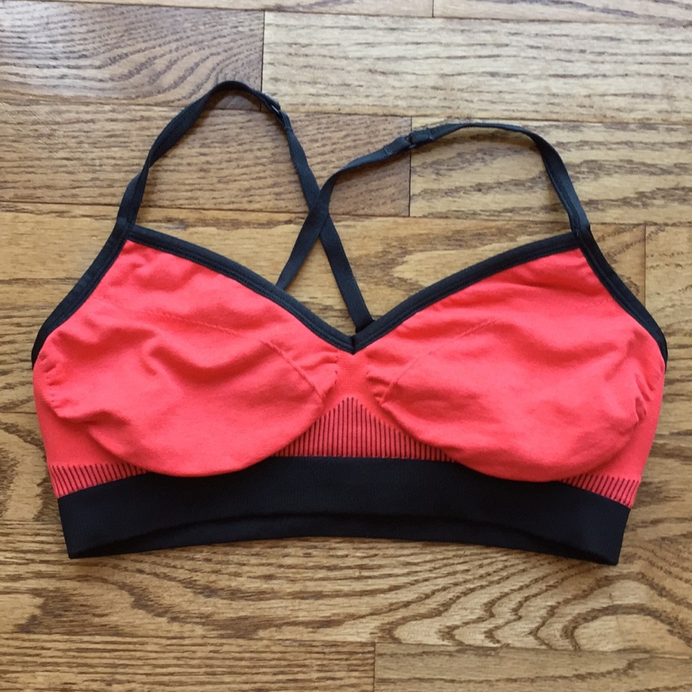 Lululemon seamless material bra, red, sz 8